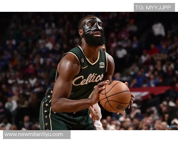 杰伦今日能否实现30分7断三双壮举历史仅有7人做到上次是16年前神将盖帽上双 杰伦今日能否实现30分7断三双壮举历史仅有7人做到上次是16年前神将盖帽上双