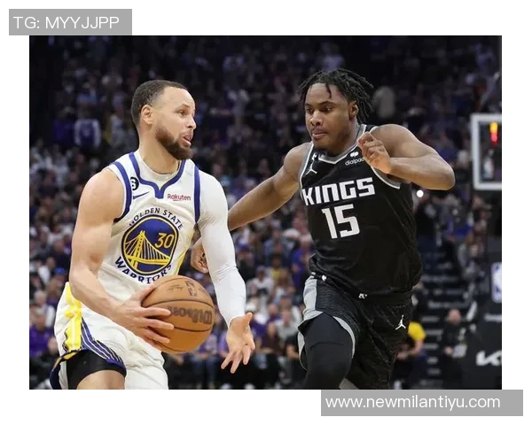 斯波称赞戴维恩米切尔竞争力强大无球防守显著提升 斯波称赞戴维恩米切尔竞争力强大无球防守显著提升