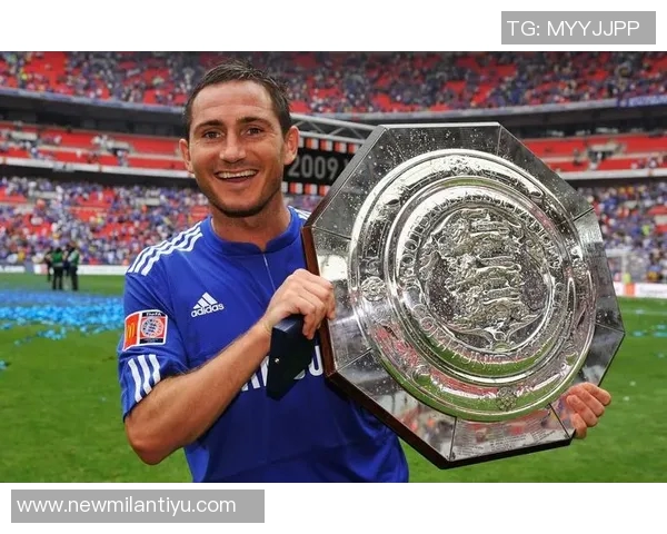 兰帕德带领球队战绩辉煌荣获英冠十月最佳教练称号