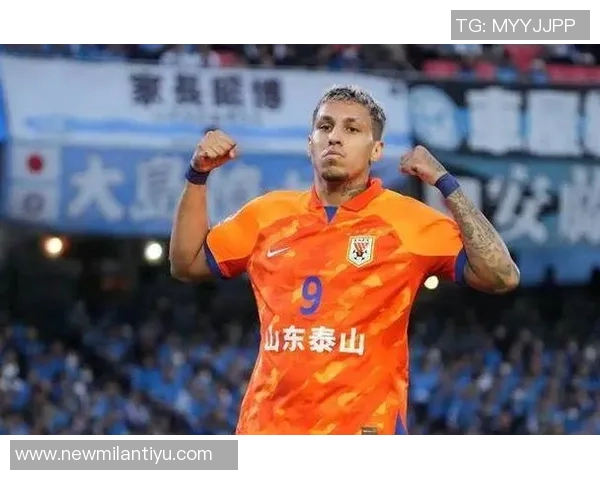 克雷桑精彩表现助力泰山队大胜对手5-1再添一城